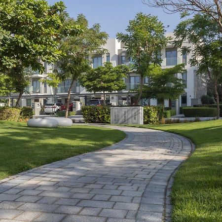 Stay By Latinem Luxury Studio Holiday Home G6-6103 Near Burj Khalifa ドバイ エクステリア 写真