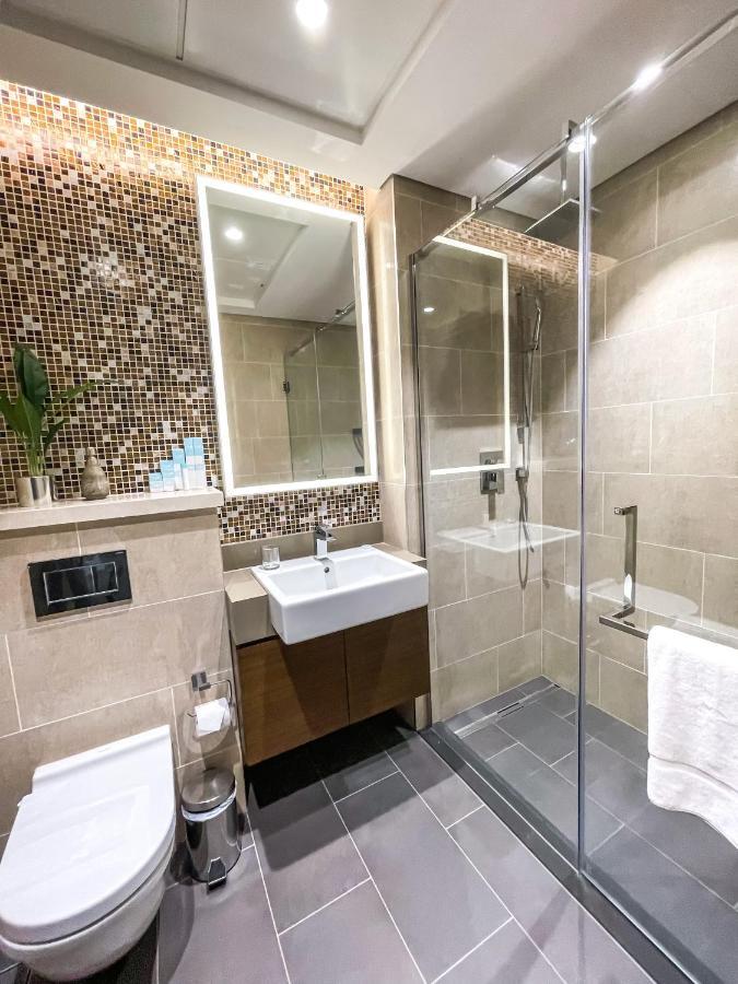 Stay By Latinem Luxury Studio Holiday Home G6-6103 Near Burj Khalifa ドバイ エクステリア 写真