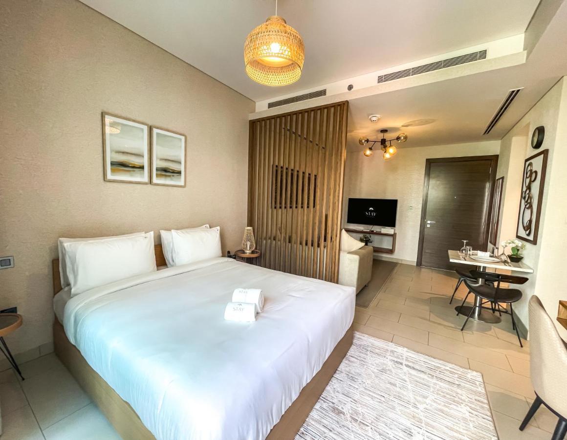 Stay By Latinem Luxury Studio Holiday Home G6-6103 Near Burj Khalifa ドバイ エクステリア 写真